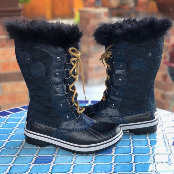 Sorel Tofino Boot - Picture 2 of 8